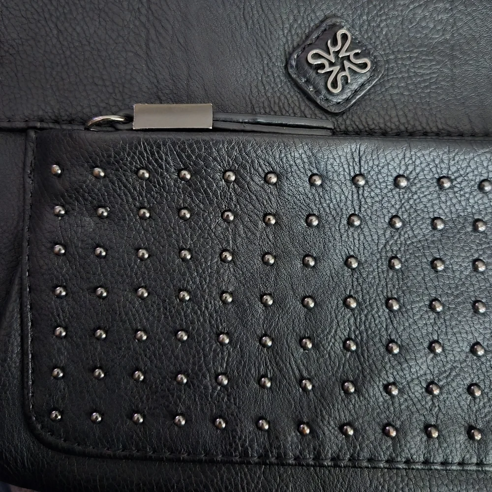 Simply Vera Wang Wristlet